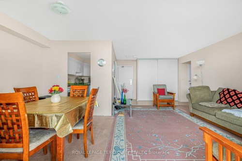 2807-5 Massey Square, Toronto, ON - Indoor