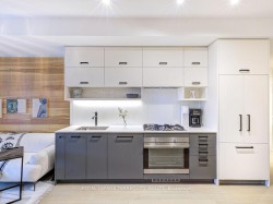 201-1888 Queen Street E Toronto, ON M4L 1H4