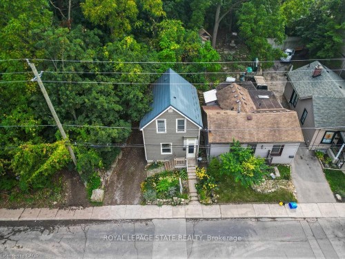 210 Charlton Avenue E, Hamilton, ON - Outdoor