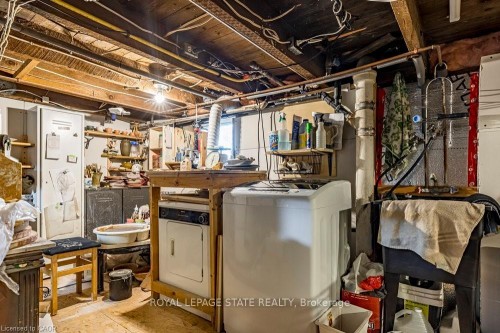 210 Charlton Avenue E, Hamilton, ON - Indoor Photo Showing Basement