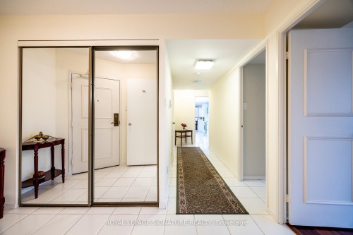 306-1300 Bloor Street, Mississauga, ON - Indoor Photo Showing Other Room