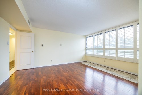306-1300 Bloor Street, Mississauga, ON - Indoor Photo Showing Other Room