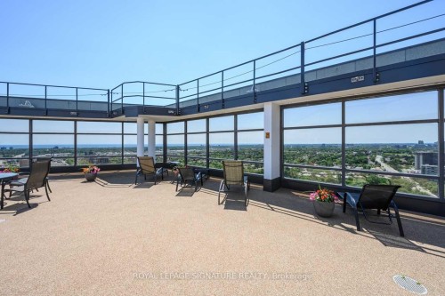 306-1300 Bloor Street, Mississauga, ON -  With View