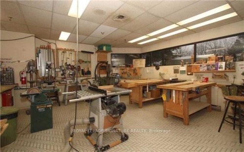 306-1300 Bloor Street, Mississauga, ON - Indoor Photo Showing Other Room