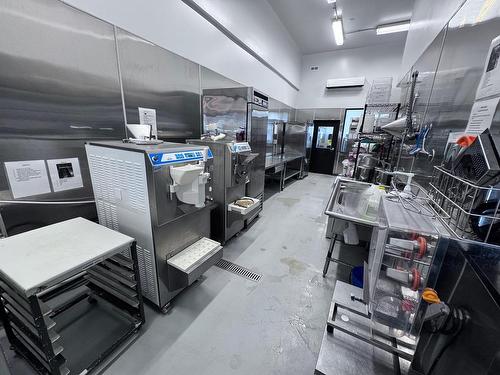 200 Red River Road, Thunder Bay, ON 