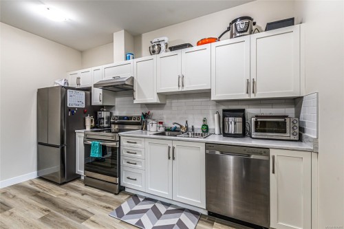 924 Craig Rd, Ladysmith, BC 