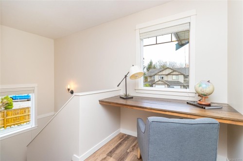 5996 Rockridge Rd, Duncan, BC - Indoor