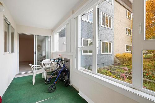 112-1045 Sutherland Avenue, Kelowna, BC -  Photo Showing Other Room