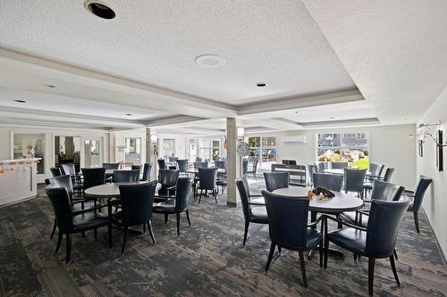 112-1045 Sutherland Avenue, Kelowna, BC - Indoor Photo Showing Dining Room