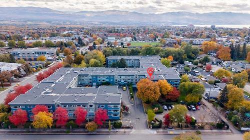 112-1045 Sutherland Avenue, Kelowna, BC - Outdoor With View