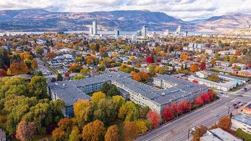 112-1045 Sutherland Avenue, Kelowna, BC - Outdoor With View