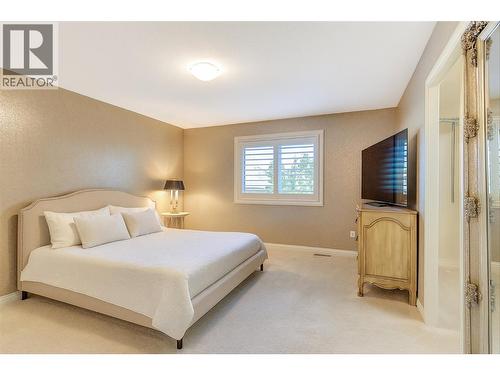 3275 Merlot Court, West Kelowna, BC - Indoor Photo Showing Bedroom