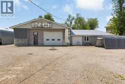 1104 County Rd 11  Essex, ON N9V 2Y7