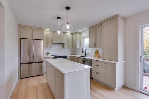 Kitchen - 3 Rue De La Caraque, Gatineau (Gatineau), QC - Indoor Photo Showing Kitchen With Upgraded Kitchen
