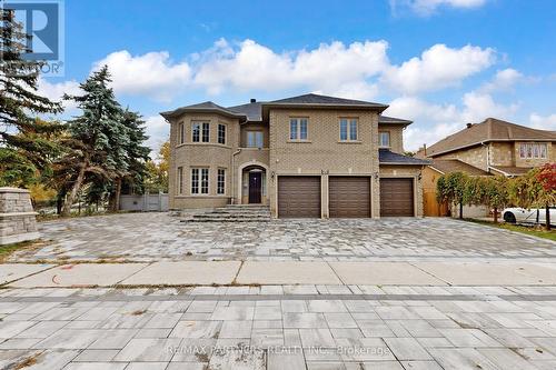 46 GREEN ASH CRESCENT  Richmond Hill, ON L4B 3S1