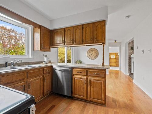 14 Regal Road, Dartmouth, NS 