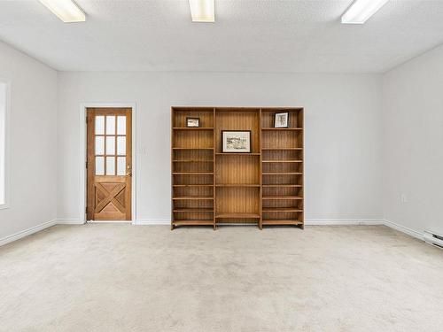 14 Regal Road, Dartmouth, NS 