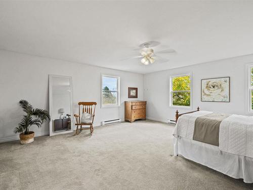 14 Regal Road, Dartmouth, NS 