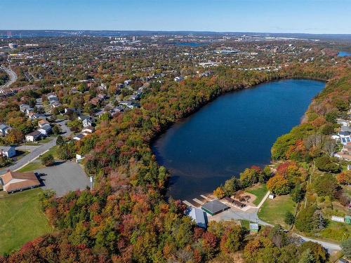 14 Regal Road, Dartmouth, NS 