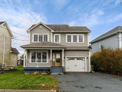 109 Westfield Crescent  Dartmouth, NS B2V 2W2