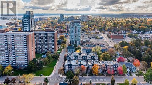 10 - 2061 Maria Street, Burlington (Brant), ON - Outdoor With View