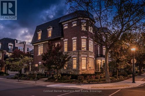 10 - 2061 Maria Street, Burlington (Brant), ON - Outdoor