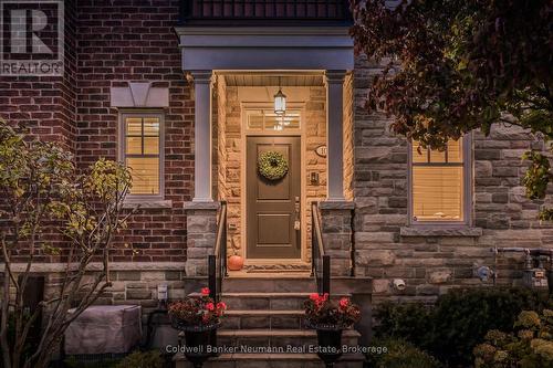 10 - 2061 Maria Street, Burlington (Brant), ON - Outdoor