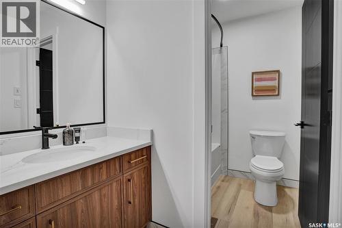 911 Traeger Manor, Saskatoon, SK - Indoor Photo Showing Bathroom
