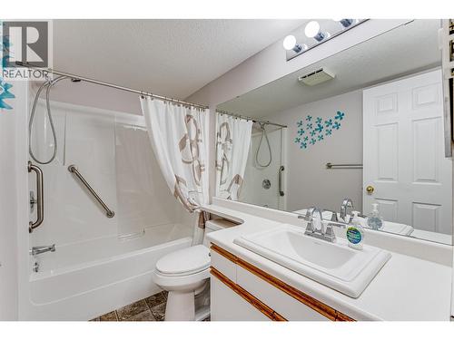 3609 30 Avenue Unit# 208, Vernon, BC - Indoor Photo Showing Bathroom