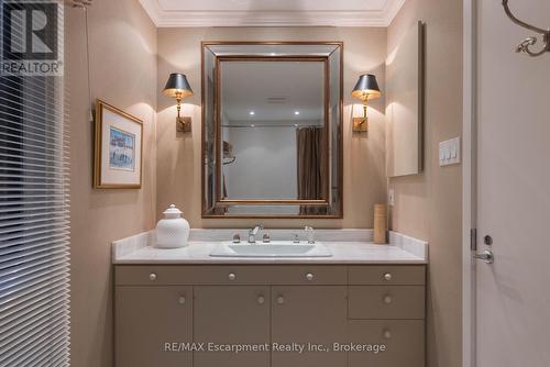 1168 Carey Road, Oakville (Mo Morrison), ON - Indoor Photo Showing Bathroom