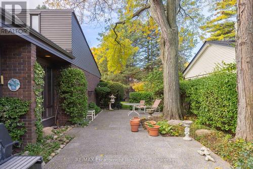 1168 Carey Road, Oakville (Mo Morrison), ON - Outdoor