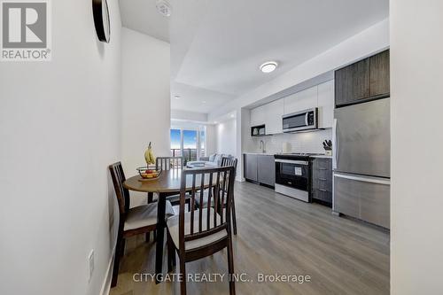 1610 - 202 Burnhamthorpe Road E, Mississauga, ON - Indoor