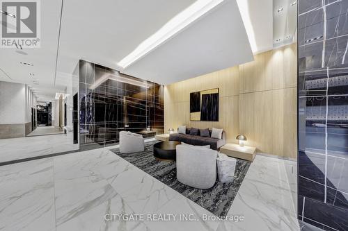 1610 - 202 Burnhamthorpe Road E, Mississauga, ON - Indoor Photo Showing Other Room