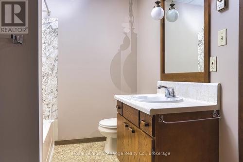 77 Montreal Street, Goderich (Goderich (Town)), ON - Indoor Photo Showing Bathroom