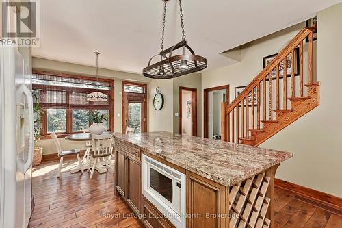 115 Venture Boulevard, Blue Mountains, ON - Indoor