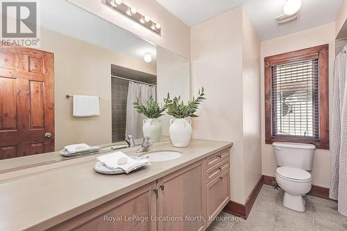 115 Venture Boulevard, Blue Mountains, ON - Indoor Photo Showing Bathroom