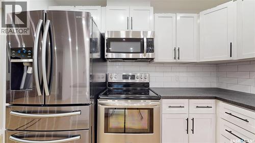 7119 Blakeney Drive, Regina, SK - Indoor Photo Showing Kitchen
