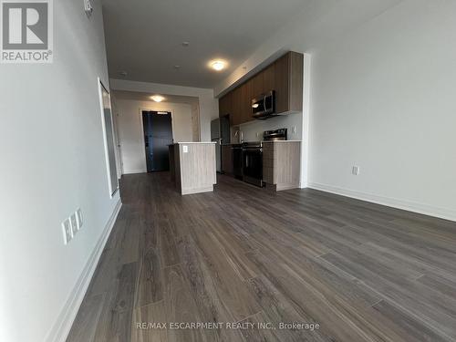222 - 490 Gordon Krantz Avenue, Milton, ON - Indoor Photo Showing Kitchen