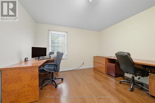 3815 King Road, King, ON - Indoor Photo Showing Office
