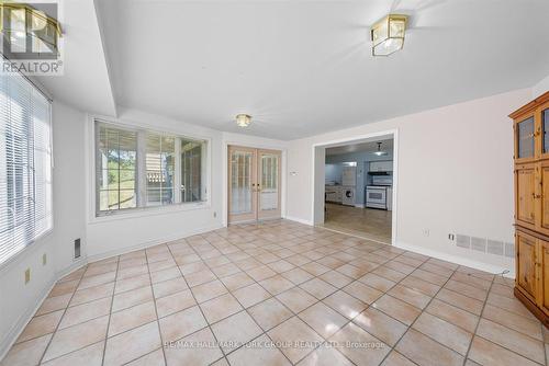 3815 King Road, King, ON - Indoor Photo Showing Other Room