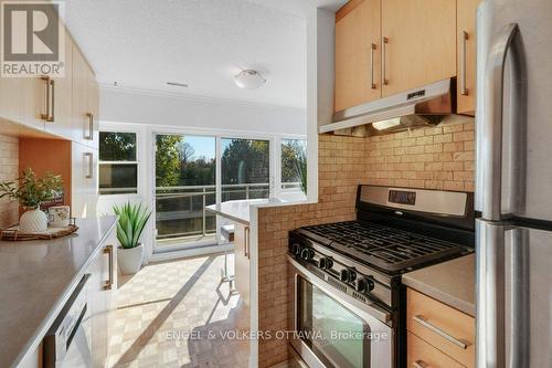 216 - 12 Corkstown Road, Ottawa, ON - Indoor Photo Showing Kitchen