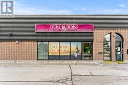 410 SPEERS ROAD  Oakville, ON L6K 2G2