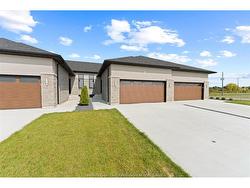 3 EAGLE Street  Leamington, ON N8H 0G4