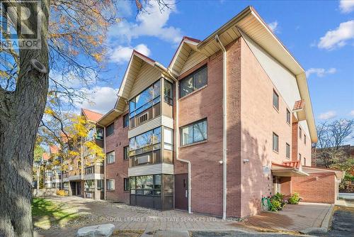 212 - 1275 Cornerbrook Place, Mississauga, ON - Outdoor