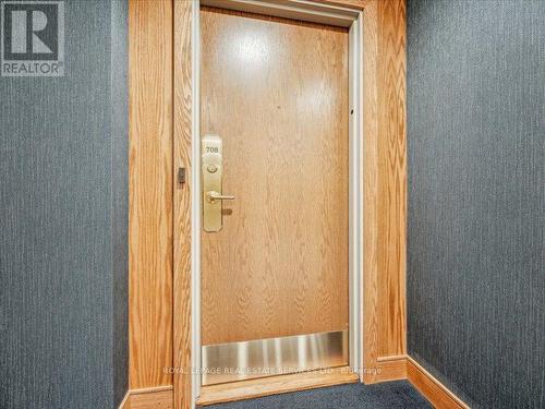 708 - 5250 Lakeshore Road, Burlington, ON - Indoor Photo Showing Other Room