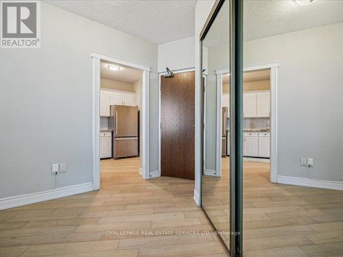 708 - 5250 Lakeshore Road, Burlington, ON - Indoor Photo Showing Other Room