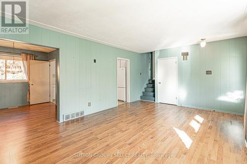 323 Base Line Road W, London South (South D), ON - Indoor Photo Showing Other Room