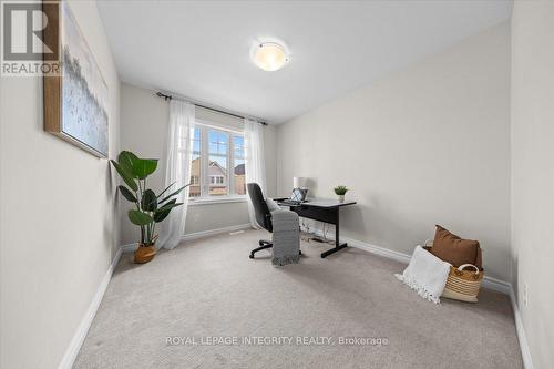 825 Indica Street, Ottawa, ON - Indoor