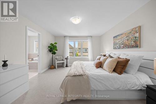 825 Indica Street, Ottawa, ON - Indoor Photo Showing Bedroom