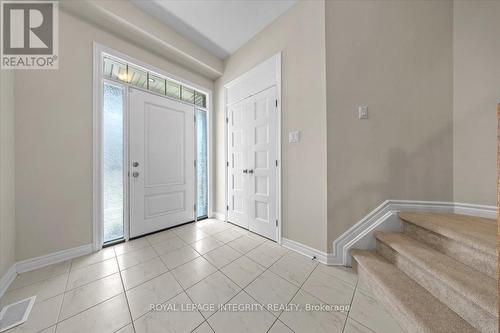 825 Indica Street, Ottawa, ON - Indoor Photo Showing Other Room